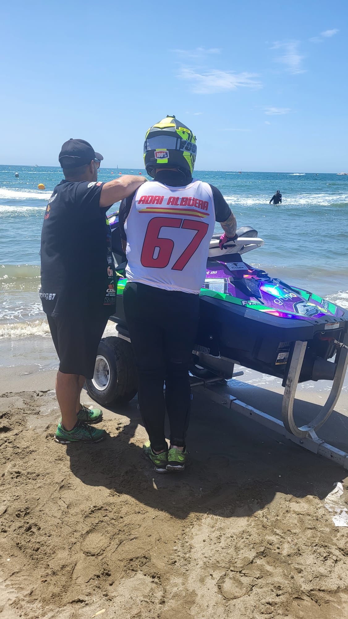 Adri y su padre compitiendo